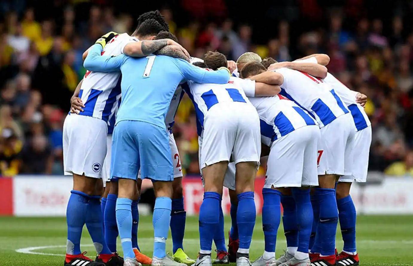 KY Gaming关于清晨英超焦点战，切尔西篮板制胜，球迷炸锅，更衣室氛围转暖的信息