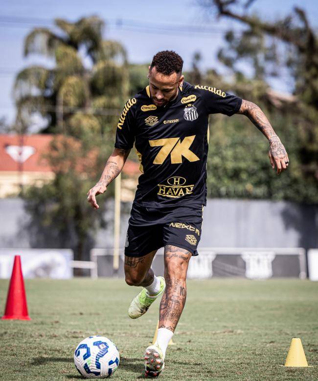 内马尔关键节点逆转清晨费城76人调整名单以备西甲，杜兰特在MAD比赛中失利直接炸裂的简单介绍